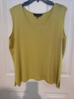 Ming Wang Sleeveless Scoop Neck Tank in Dark Yellow